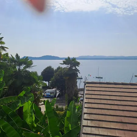 A Due Passi Dal Lago-a Stone's Throw From The *